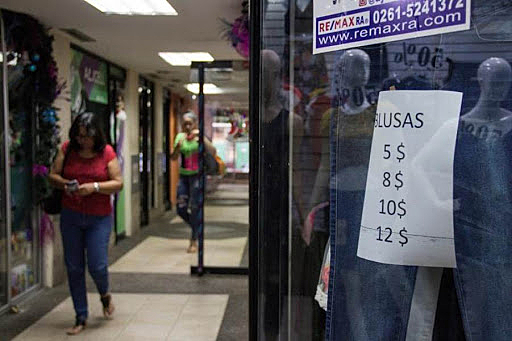 “A inflação venezuelana se deve à manipulação cambial”, afirma economista