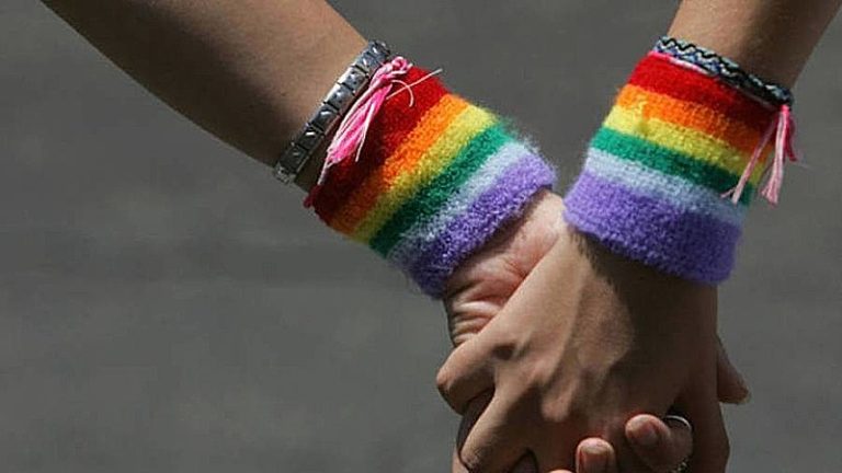 Agosto Lésbico: do Orgulho à Visibilidade