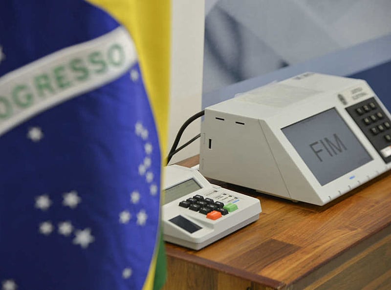 Eleições municipais foram remarcadas no Brasil para os dias 15 e 29 de novembro