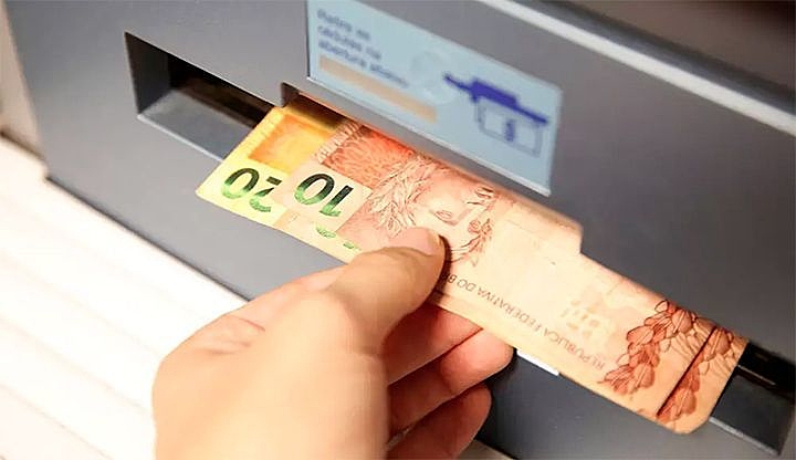 dinheiro (40 reais)