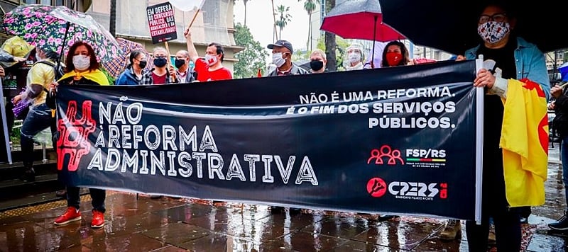 manifestação contra a reforma administrativa
