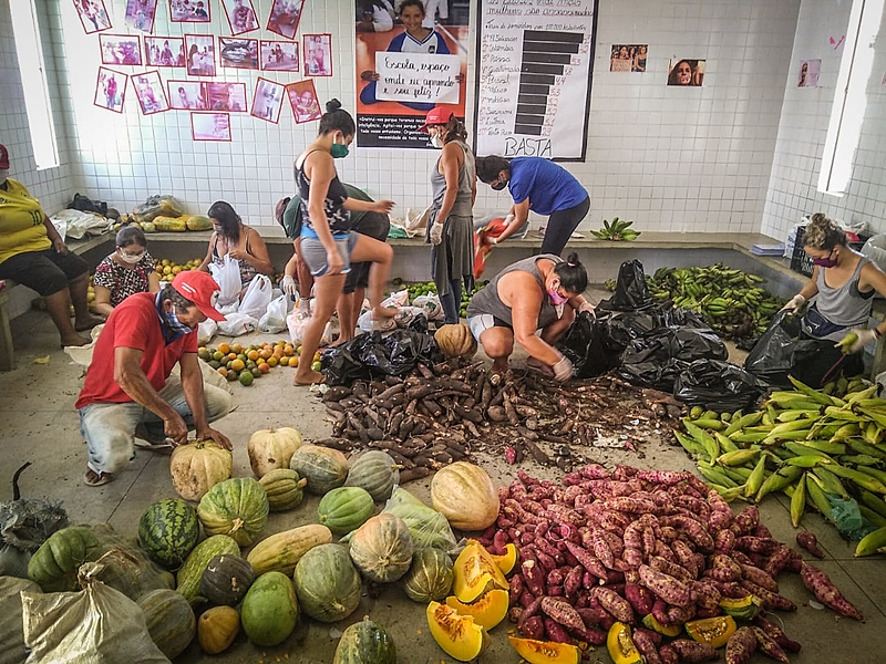 Produção da dgricultura familiar camponesa fortaleceu o combate à fome nos centros urbanos