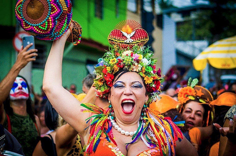 Bloco Havayanas Usadas
