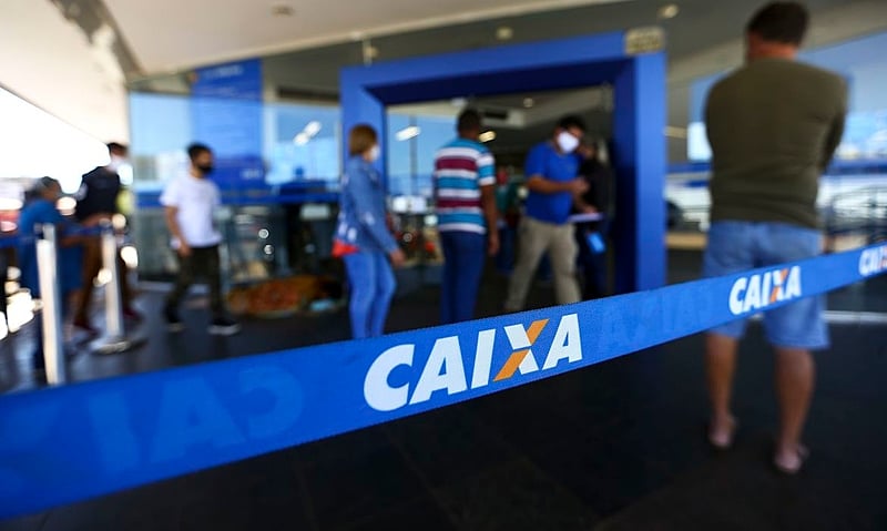 fila na caixa