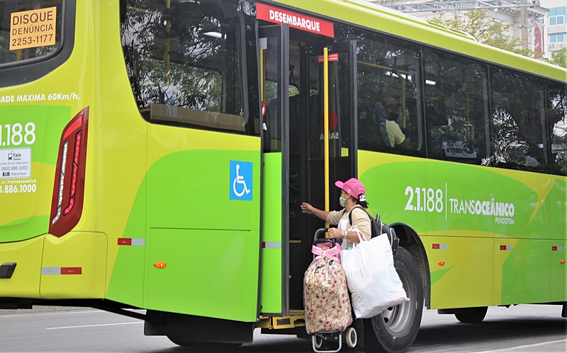 ônibus greve