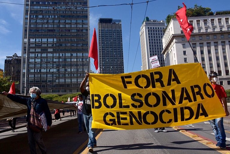 “Bolsonaro foi central na devastação do trabalho durante a pandemia”, diz sociólogo