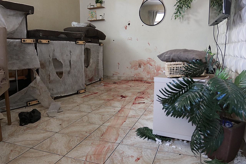 Membro da Comissão de Direitos Humanos da OAB/RJ diz que casas foram arrombadas e que houve execuções