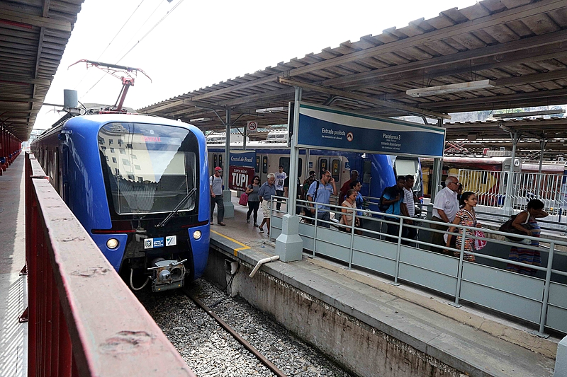 Trem Supervia