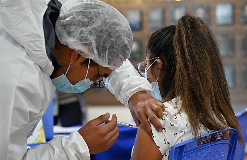 Butantan pede autorização à Anvisa para vacinar crianças e adolescentes