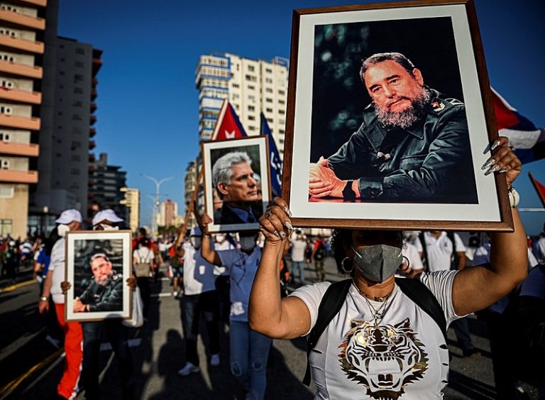 Em defesa da Revolução Cubana 