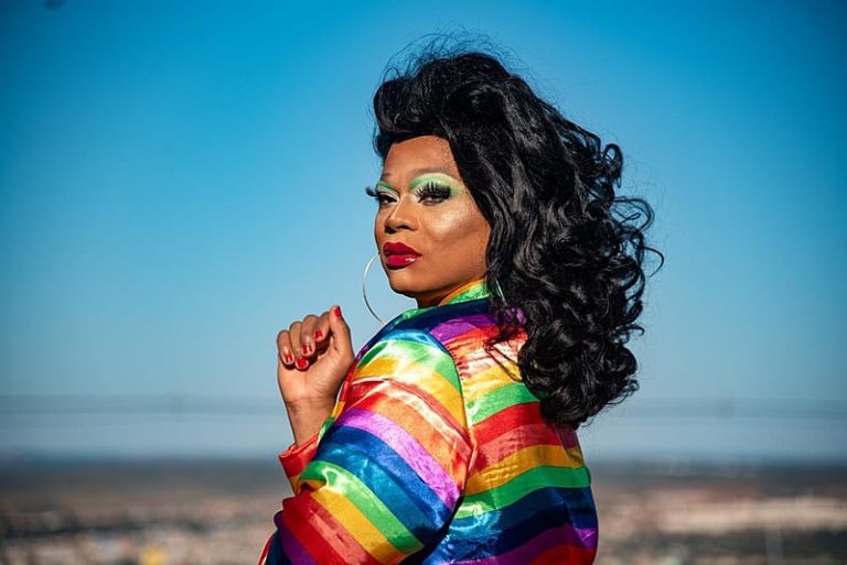 Bem Viver na TV traz entrevista com Ruth Venceremos no mês do orgulho LGBT+