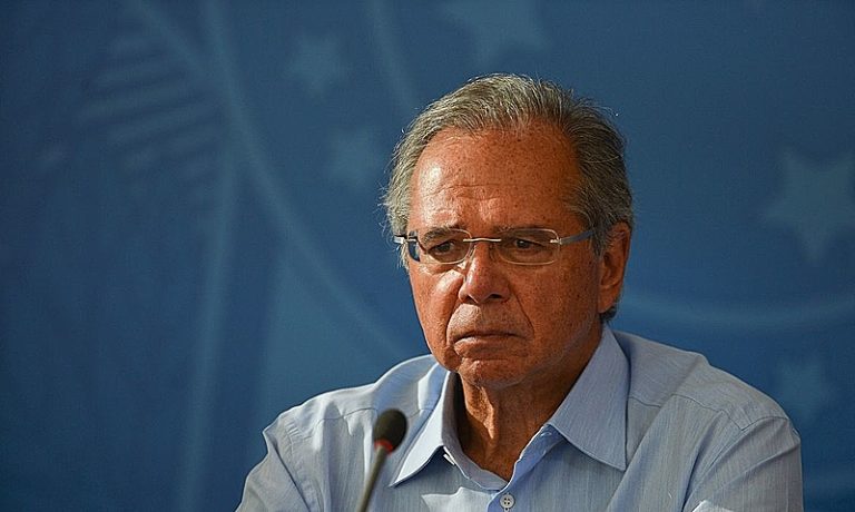 “Custo-Bolsonaro”: fiasco econômico estremece jogo político, enfraquece Guedes e afasta aliados
