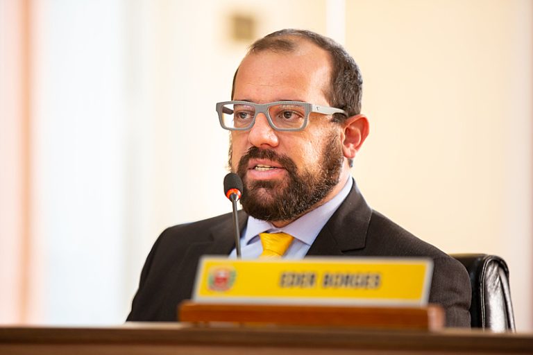 8 meses após condenação, Câmara inicia processo que pode cassar vereador Eder Borges (PP)