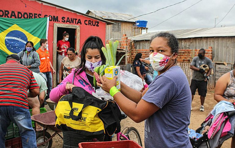 Coletivos lançam carta pública e pressionam por aprovação do programa Renda Básica Pernambuco