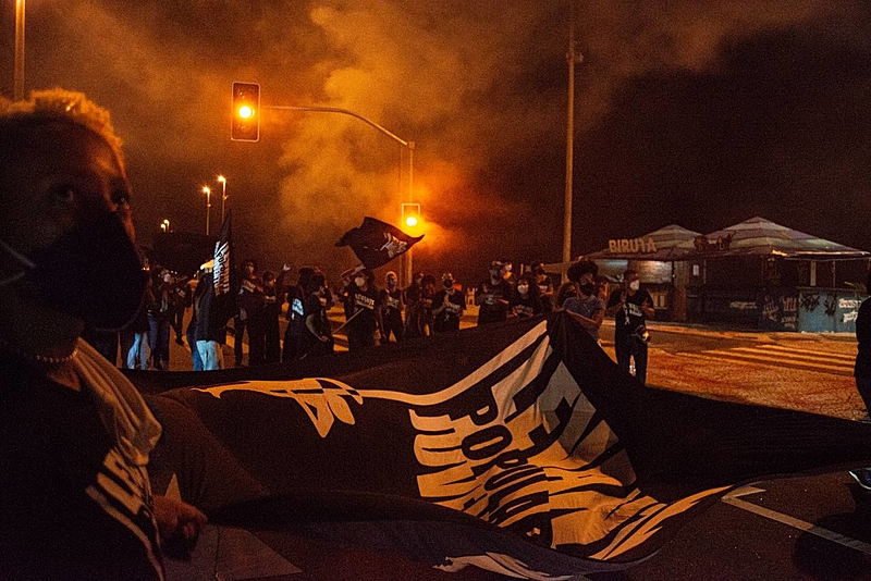 Levante Popular da Juventude realizou ação no quiosque Tropicália, no Rio, para exigir justiça por Moïse