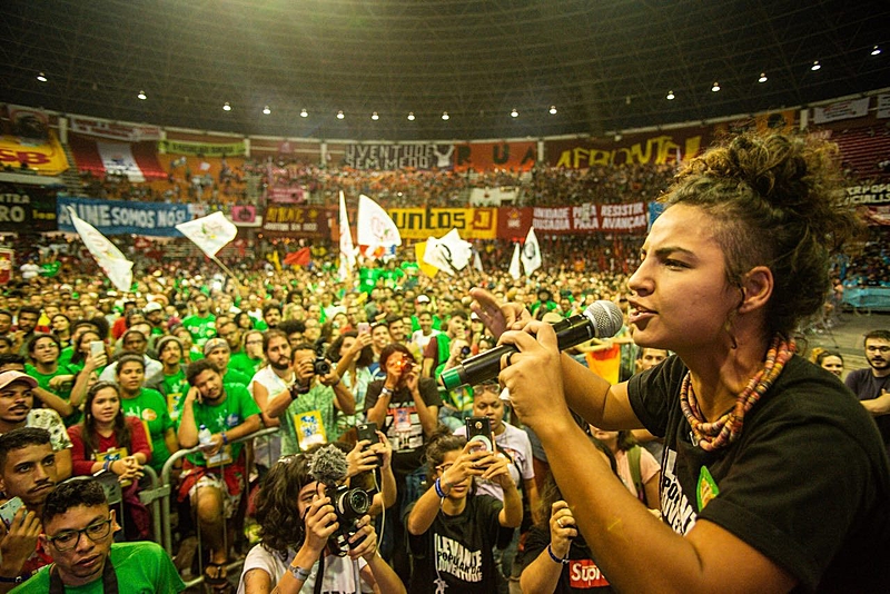 Defesa do direito à educação é bandeira das mais importantes na agenda a ser colocada pela candidatura de Rosa Amorim