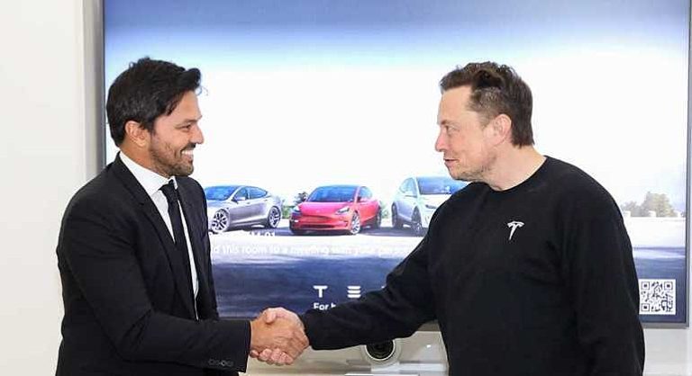Bolsonaro government interfered to authorize Elon Musk’s company in Brazil