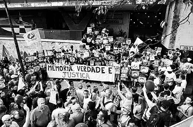 Direito à verdade e à memória: Ditadura militar e justiça de transição no Brasil