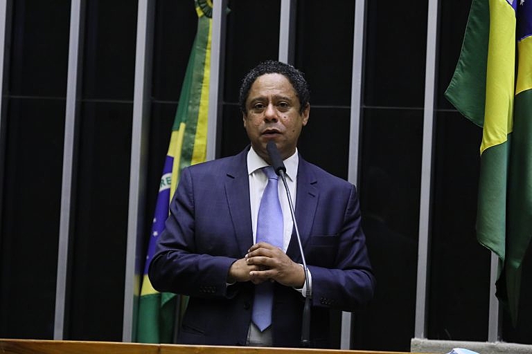 Orlando Silva