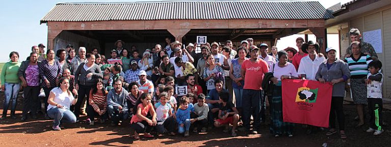 Único quilombo titulado do Paraná, Paiol de Telha luta para manter-se em seu território 