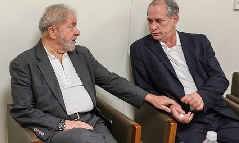Ciro Gomes (à dir.) foi ministro da Integração Nacional do governo Lula entre 2003 e 2006
