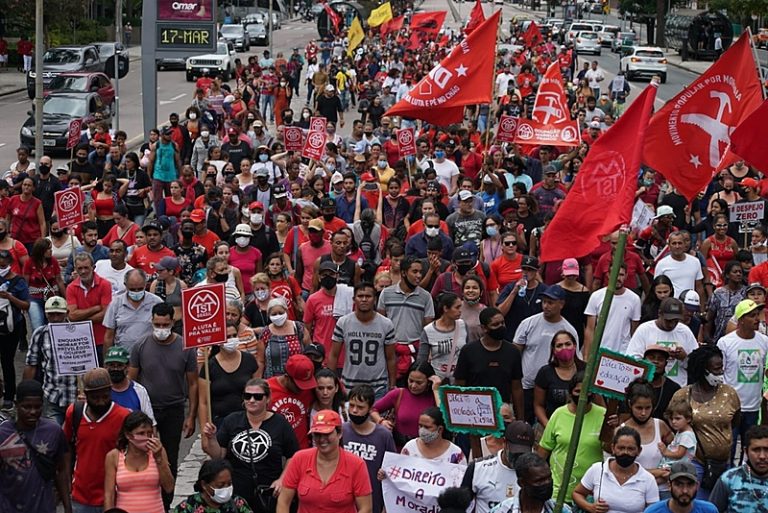 A história bate à porta da esquerda brasileira: a união como chave para uma estratégia política