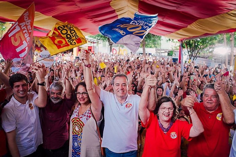 “A nossa posição no impeachment foi errada”, admite Danilo Cabral (PSB)