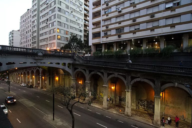 Projeto de revitalização do viaduto Otávio Rocha é apresentado ao público