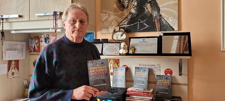 Novo livro de David Stival aborda a relação da educação no campo e o MST