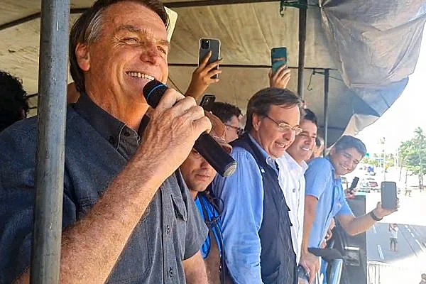 Bolsonaro faz ato esvaziado em Pernambuco e se encontra com líderes religiosos