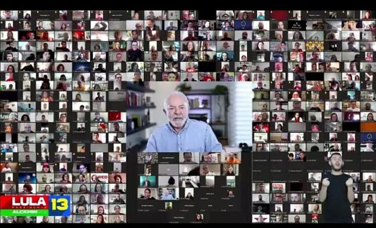 ‘Vamos destruir essa máquina de contar mentiras’, disse Lula aos comunicadores sobre Bolsonaro