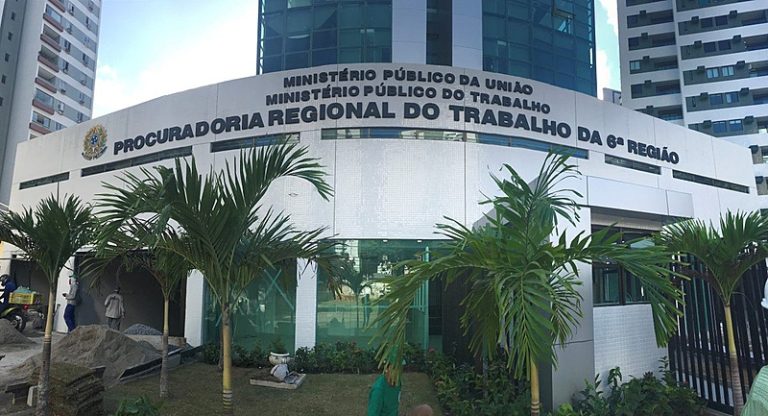 Assédio eleitoral nas relações de trabalho: o que é e como combater?