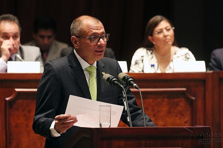 ‘Jorge Glas está com a saúde debilitada e corre o risco de suicídio’, diz Andres Arauz