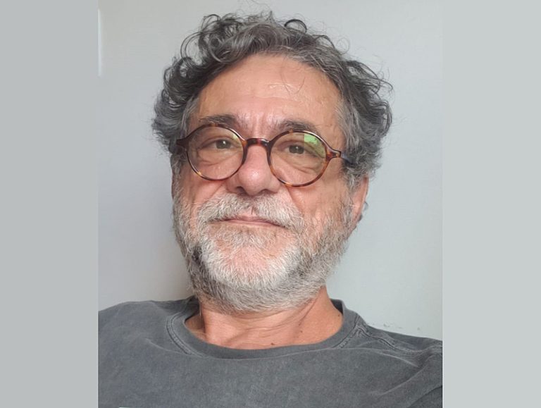 “A sociedade só enfrenta aquilo que conhece e, hoje, ela desconhece a AIDS” 