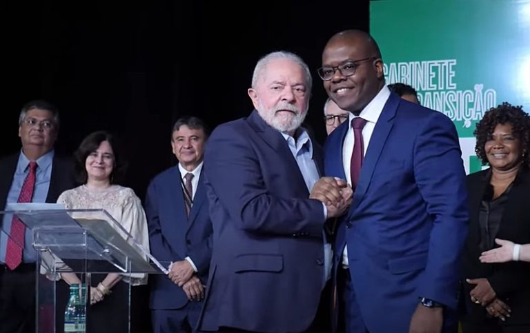‘Espaço no governo Lula não é de descanso, mas de luta’, Silvio Almeida