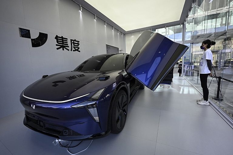 Chineses ultrapassam indústria automobilística alemã
