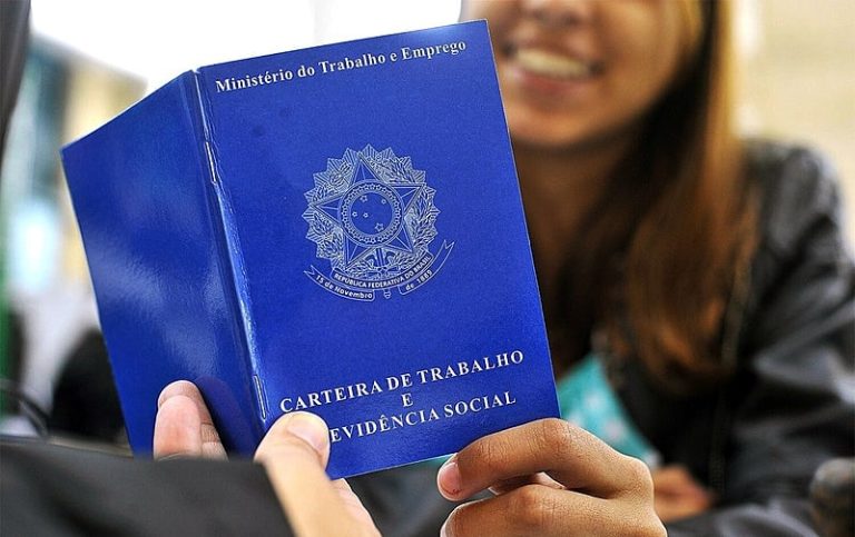 'Cenário apertado': Por que o Copom vê a queda do desemprego como algo ruim para a economia?