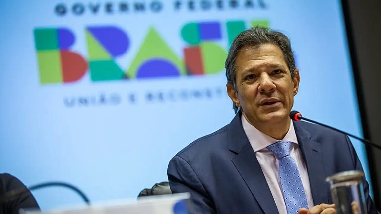 ‘Como um país tão desigual isenta de imposto o 1% mais rico da população’, questiona Haddad