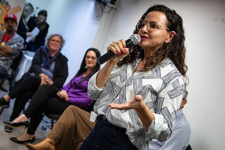 Dirigente do MNLM, Karina Camillo assume secretaria de Habitação de São Leopoldo