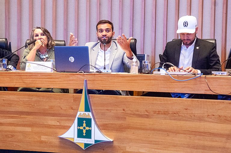 Discussão sobre uso de câmeras em uniformes de policiais avança no DF
