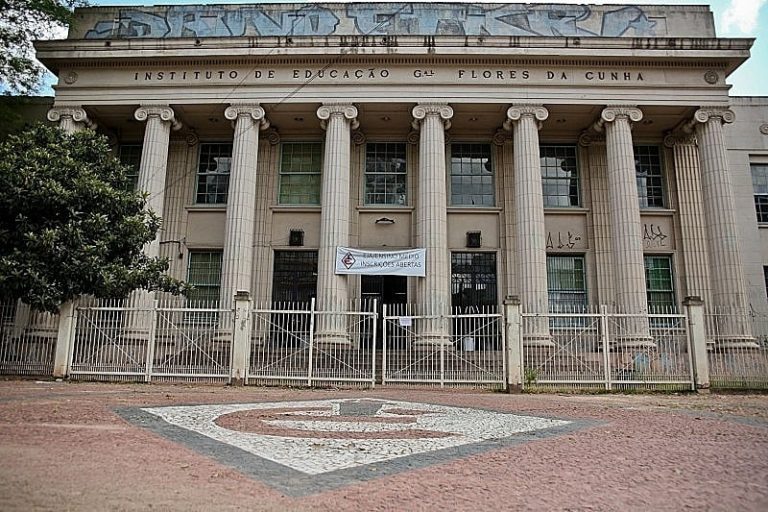 Deputada denuncia desvio de finalidade na reforma do Instituto de Educação  