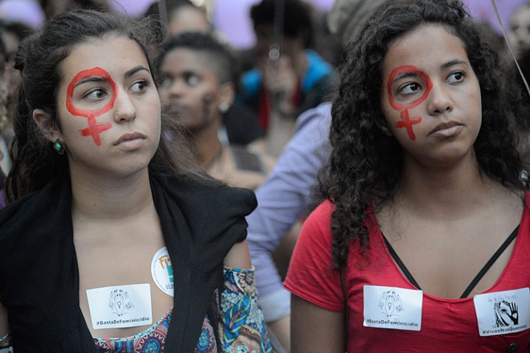 Observatório digital visa proteger mulheres do feminicídio no RS
