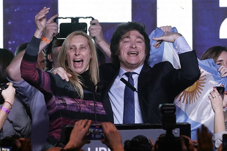 Justiça argentina investiga denúncia de corrupção que envolve advogado e irmã de Milei