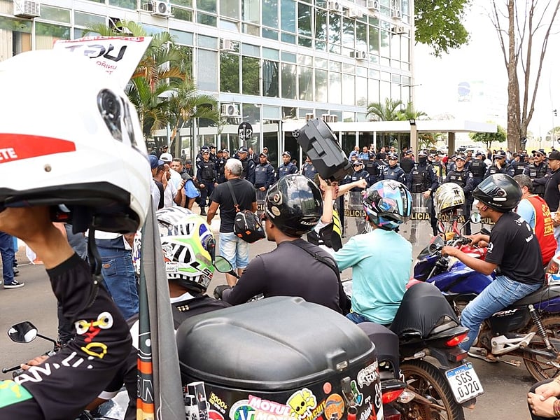 Manifestação reuniu sindicatos de motoboys durante a primeira reunião do grupo de trabalho interministerial em Brasília