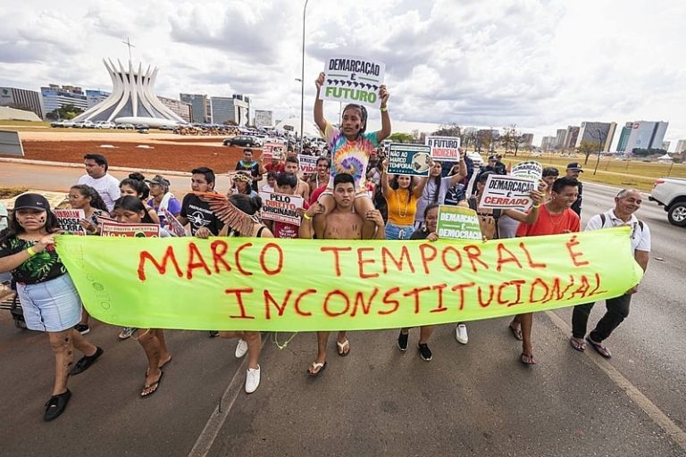Fazendeiros usam marco temporal para reivindicar terra indígena onde Cabral chegou em 1500