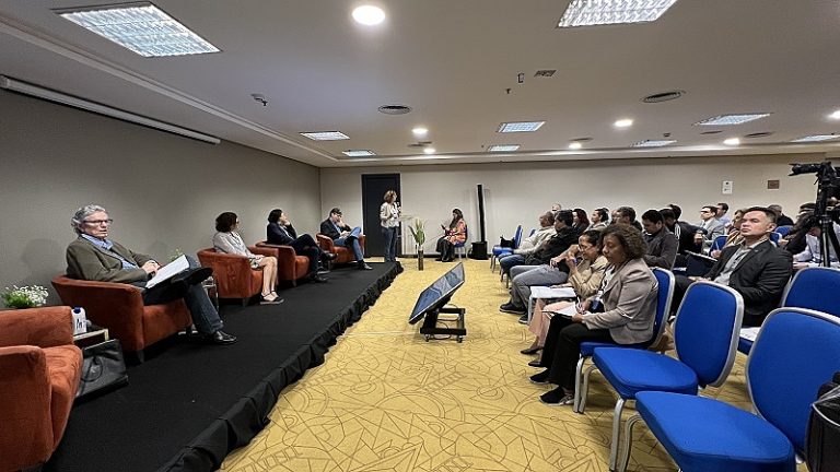 'Trabalhadores devem disputar reforma tributária para país ter justiça social'