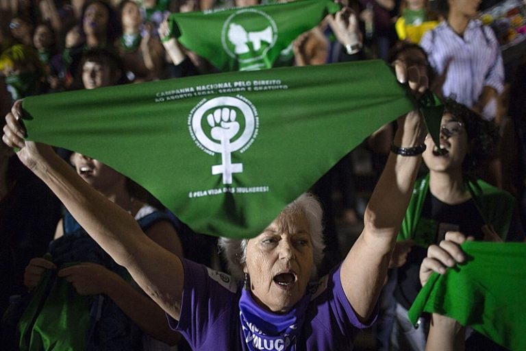 Descriminalizado há 60 anos, direito ao aborto é um dos marcos da revolução em Cuba