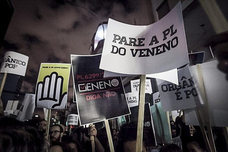 Chega de veneno: por um Brasil livre de agrotóxicos