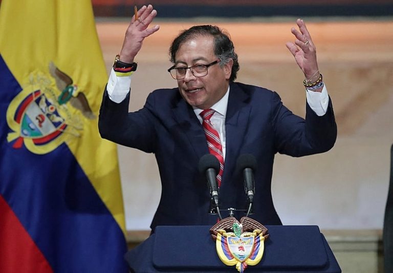 'Não apoiamos genocídios': presidente da Colômbia cogita romper relações com Israel