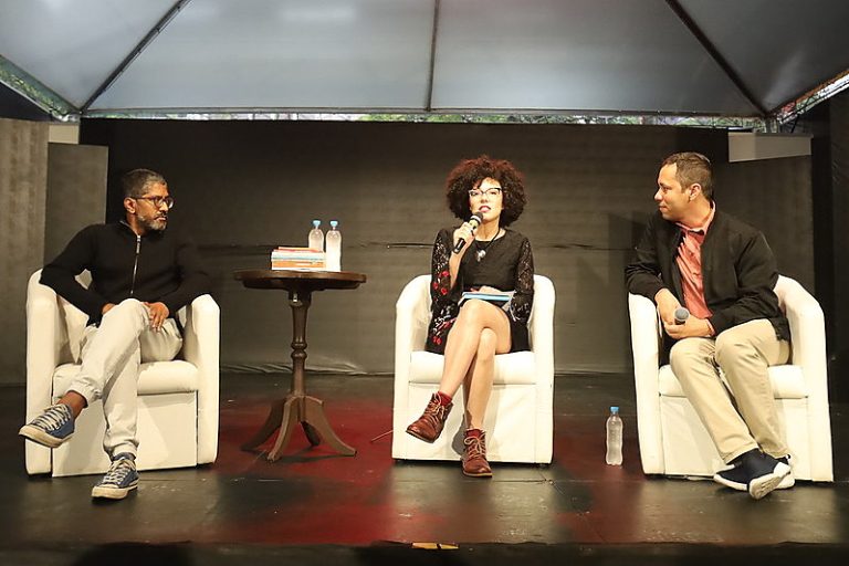 'A literatura guarda o sentido de liberdade, dá vontade de viver', afirmam Itamar e Tenório 